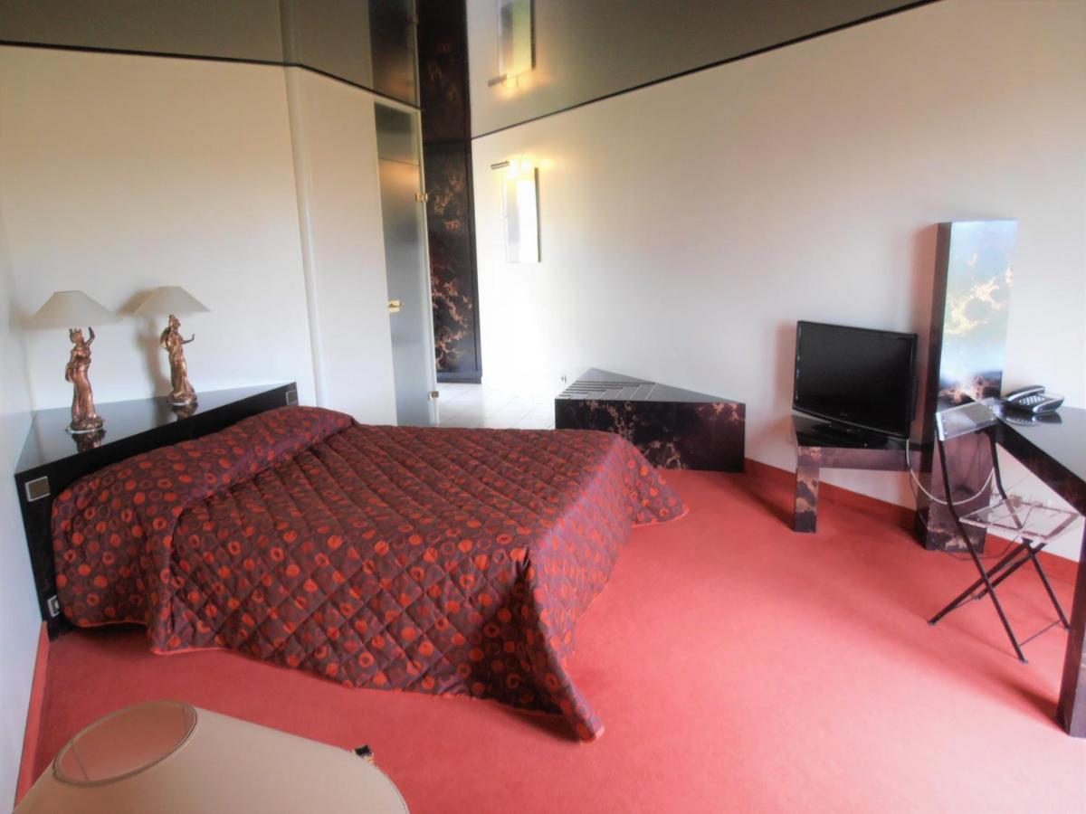 Crispol Hotell Saint-Père Eksteriør bilde
